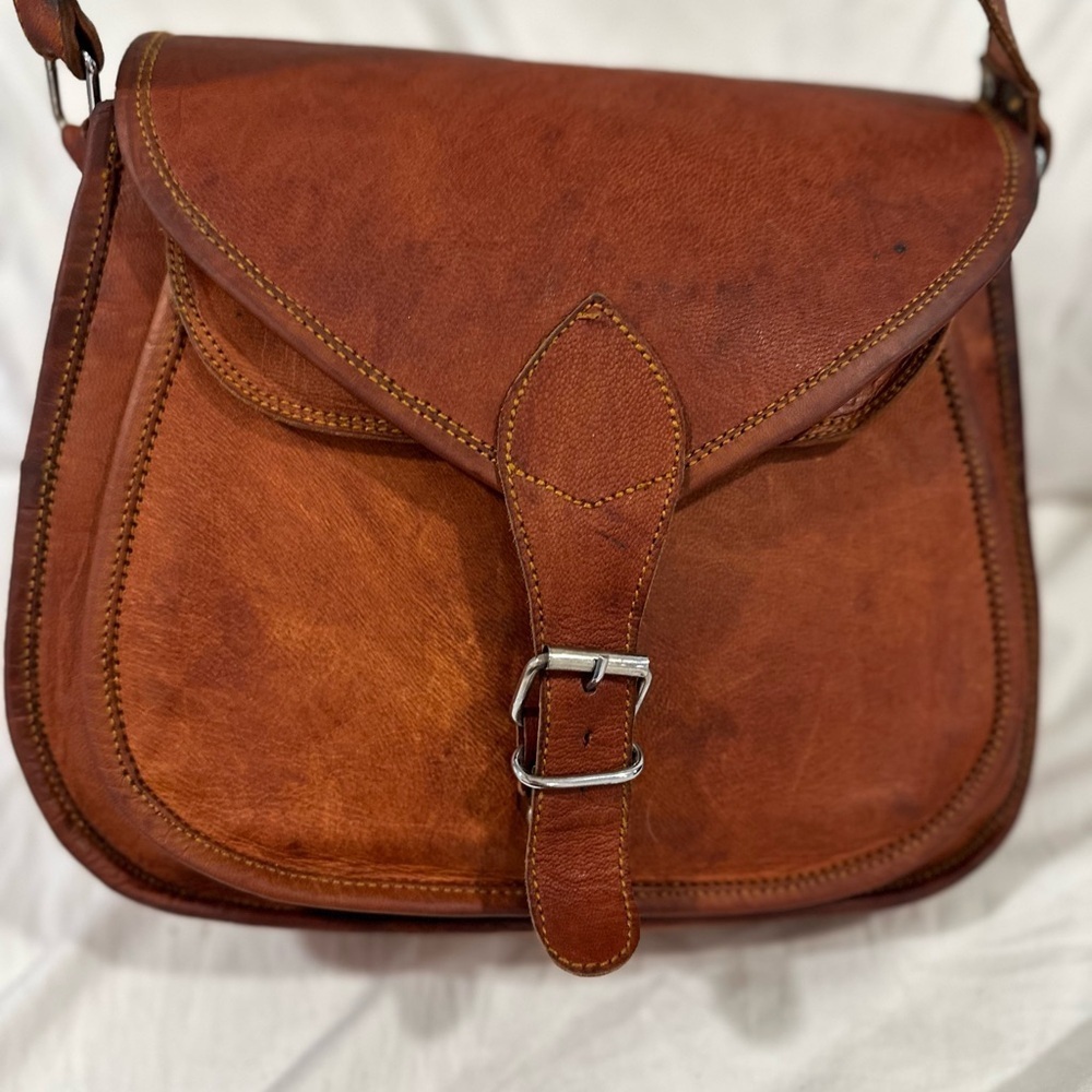 Kamol’s Passion Leather Small Red/Brown Crossbody Flap Closure Messenger Bag.